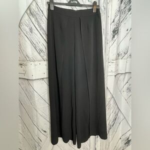 Forever 21 Split Leg Wide Pants Black M